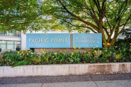 Photo 3 at 402 - 1323 Homer Street, Yaletown, Vancouver West