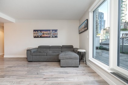 Photo 10 at 402 - 1323 Homer Street, Yaletown, Vancouver West