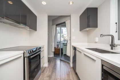 Photo 14 at 402 - 1323 Homer Street, Yaletown, Vancouver West