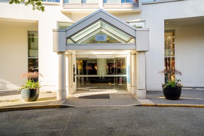 Photo 4 at 402 - 1323 Homer Street, Yaletown, Vancouver West