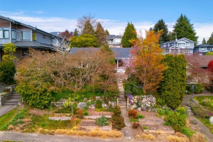 Photo 34 at 818 E 6th Street, Queensbury, North Vancouver