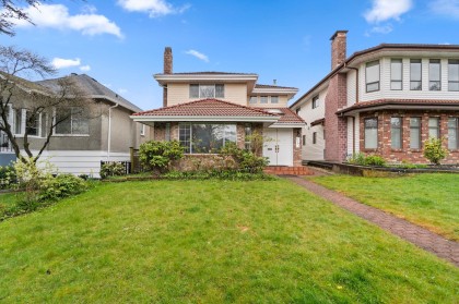 Photo 2 at 8191 Osler Street, Marpole, Vancouver West