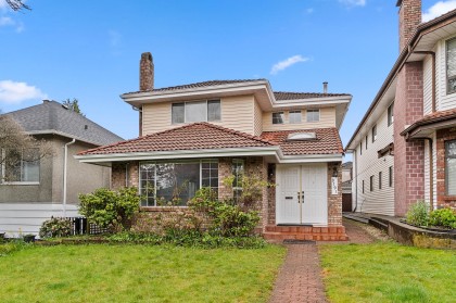 Photo 3 at 8191 Osler Street, Marpole, Vancouver West