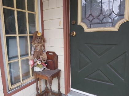 Photo 2 at 535 E 8th Street, Boulevard, North Vancouver