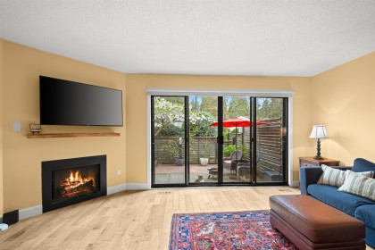 Photo 5 at 81 - 1930 Cedar Village Crescent, Westlynn, North Vancouver