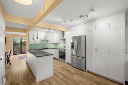 Photo 9 at 81 - 1930 Cedar Village Crescent, Westlynn, North Vancouver