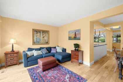 Photo 4 at 81 - 1930 Cedar Village Crescent, Westlynn, North Vancouver