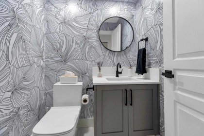 Photo 10 at 1102 Strathaven Drive, Northlands, North Vancouver