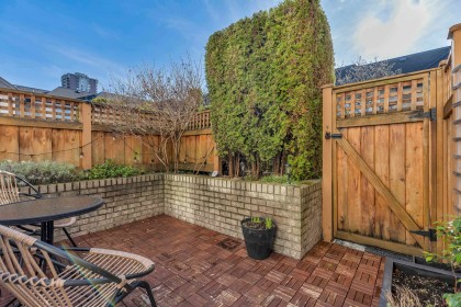 Photo 12 at 102 - 245 W 15th Street, Central Lonsdale, North Vancouver