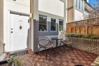 Photo 11 at 102 - 245 W 15th Street, Central Lonsdale, North Vancouver