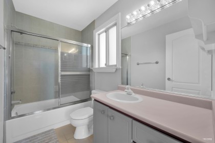 Photo 26 at 2986 W 35th Avenue, MacKenzie Heights, Vancouver West