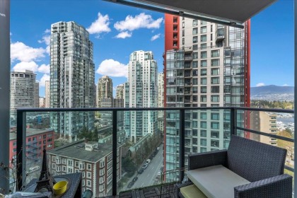 Photo 14 at 1707 - 1189 Melville Street, Coal Harbour, Vancouver West