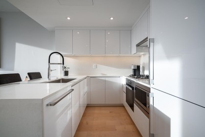 Photo 10 at 1505 - 135 E 13th Street, Central Lonsdale, North Vancouver