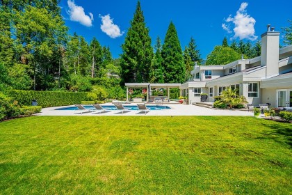Photo 3 at 4797 The Glen, Cypress Park Estates, West Vancouver