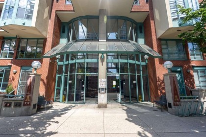 Photo 13 at 805 - 939 Homer Street, Yaletown, Vancouver West