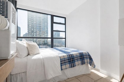 Photo 5 at 805 - 939 Homer Street, Yaletown, Vancouver West