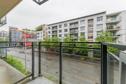 Photo 7 at 319 - 38 W 1st Avenue, False Creek, Vancouver West