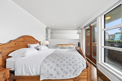 Photo 23 at 9 - 1891 Marine Drive, Ambleside, West Vancouver