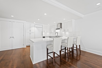 Photo 7 at 9 - 1891 Marine Drive, Ambleside, West Vancouver