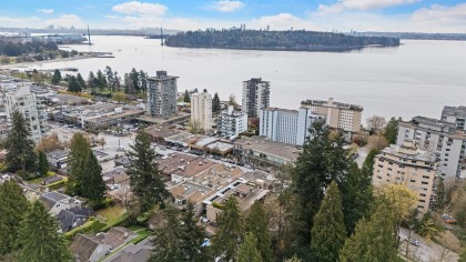 Photo 38 at 9 - 1891 Marine Drive, Ambleside, West Vancouver