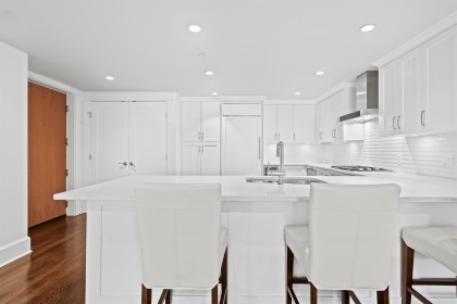 Photo 11 at 9 - 1891 Marine Drive, Ambleside, West Vancouver