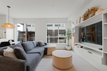 Photo 3 at 7 - 533 E 3rd Street, Lower Lonsdale, North Vancouver