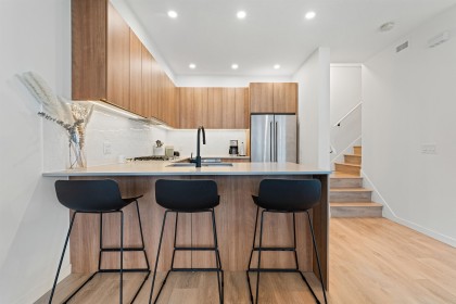 Photo 8 at 7 - 533 E 3rd Street, Lower Lonsdale, North Vancouver