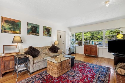 Photo 5 at 415 W 26th Street, Upper Lonsdale, North Vancouver