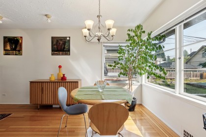 Photo 10 at 415 W 26th Street, Upper Lonsdale, North Vancouver