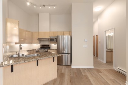 Photo 12 at 102 - 2228 Marstrand Avenue, Kitsilano, Vancouver West