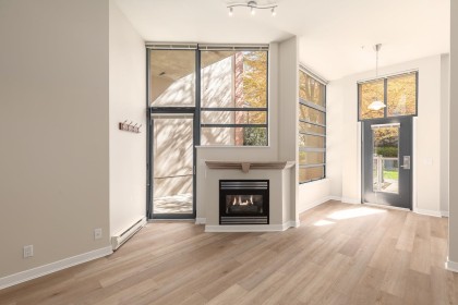 Photo 4 at 102 - 2228 Marstrand Avenue, Kitsilano, Vancouver West