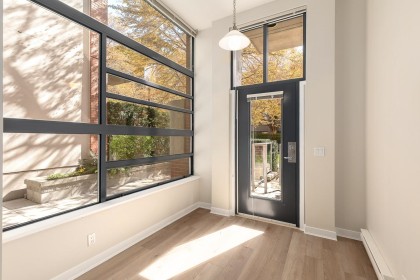 Photo 8 at 102 - 2228 Marstrand Avenue, Kitsilano, Vancouver West