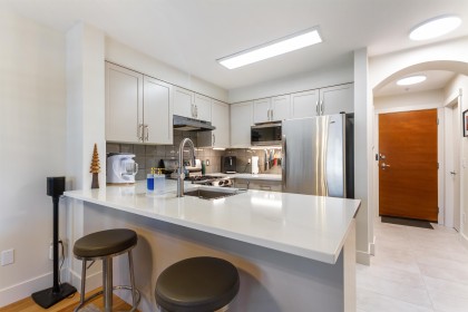 Photo 15 at 204 - 1868 W 5th Avenue, Kitsilano, Vancouver West