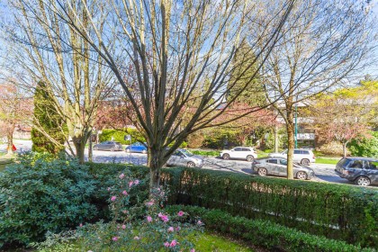 Photo 11 at 204 - 1868 W 5th Avenue, Kitsilano, Vancouver West