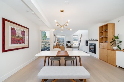 Photo 5 at 2240 York Avenue, Kitsilano, Vancouver West