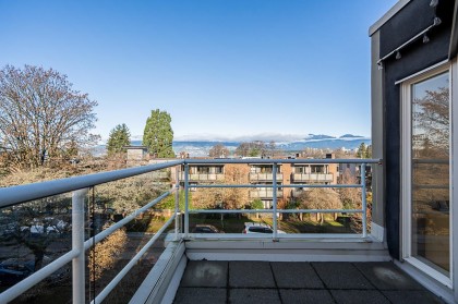 Photo 15 at 2240 York Avenue, Kitsilano, Vancouver West