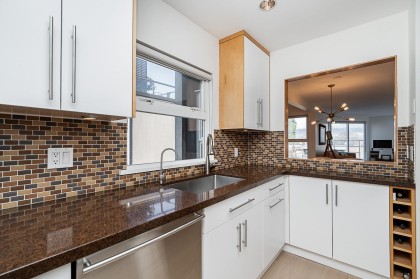 Photo 8 at 2240 York Avenue, Kitsilano, Vancouver West