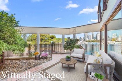 Photo 5 at 1130 Ironwork Passage, False Creek, Vancouver West