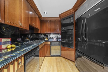 Photo 20 at 1130 Ironwork Passage, False Creek, Vancouver West