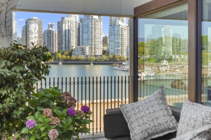 Photo 9 at 1130 Ironwork Passage, False Creek, Vancouver West