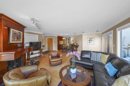 Photo 15 at 1130 Ironwork Passage, False Creek, Vancouver West