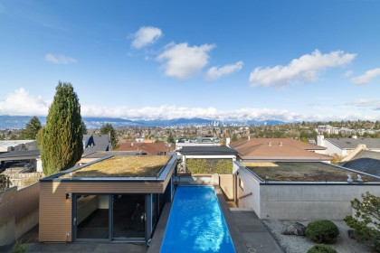 Photo 9 at 2723 W 30th Avenue, MacKenzie Heights, Vancouver West