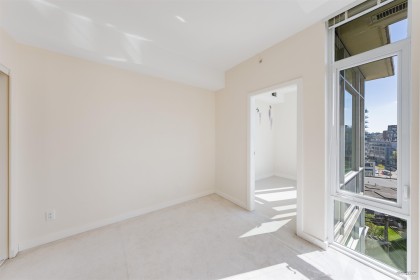 Photo 18 at 1002 - 88 W 1st Avenue, False Creek, Vancouver West