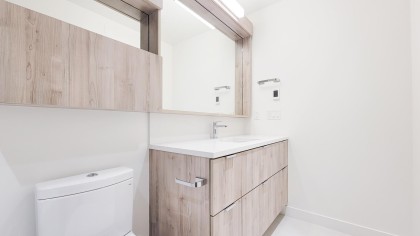 Photo 10 at 755 Harbourside Drive, Harbourside, North Vancouver