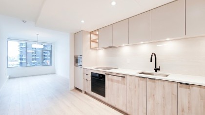 Photo 8 at 755 Harbourside Drive, Harbourside, North Vancouver