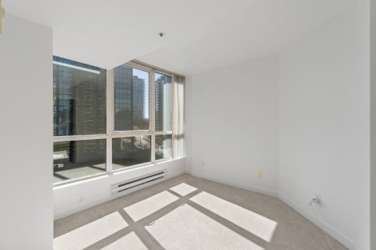 Photo 23 at 1007 - 588 Broughton Street, Coal Harbour, Vancouver West