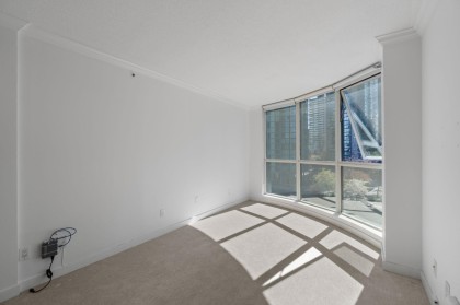 Photo 2 at 1007 - 588 Broughton Street, Coal Harbour, Vancouver West
