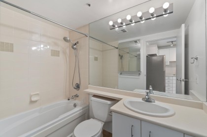 Photo 29 at 1007 - 588 Broughton Street, Coal Harbour, Vancouver West