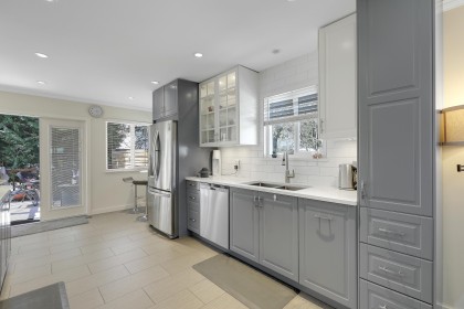 Photo 8 at 3523 Allan Road, Lynn Valley, North Vancouver