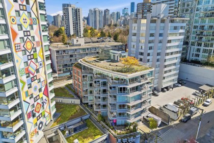 Photo 25 at 701 - 1762 Davie Street, West End VW, Vancouver West